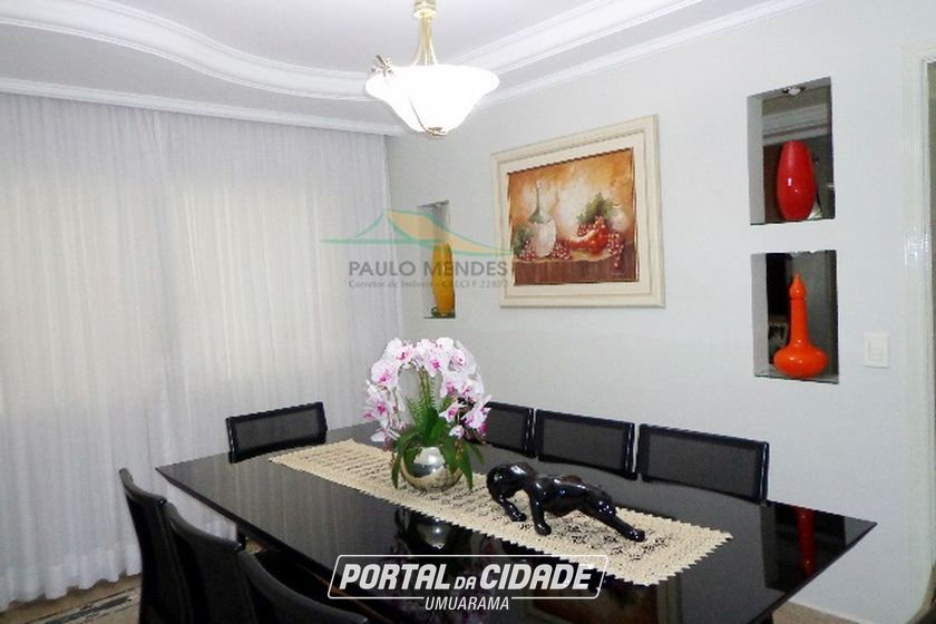 Sobrado &agrave; venda - 356m&sup2; - Zona II