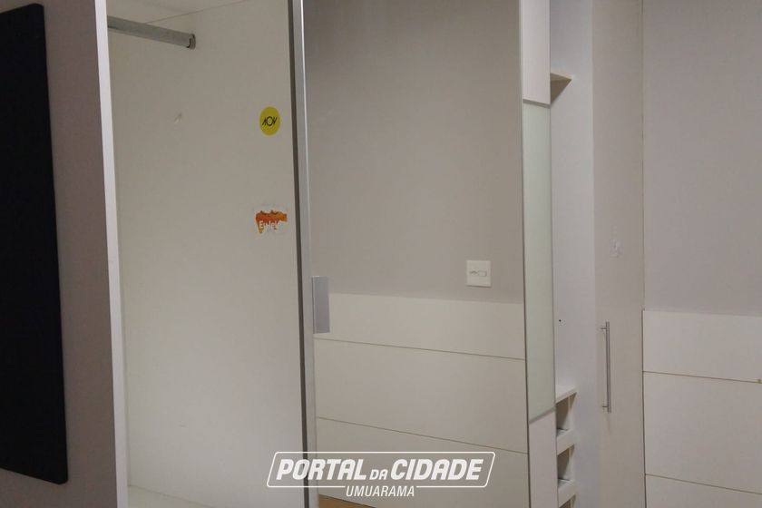 Casa para alugar - 100m&sup2; - Jardim Alphaville