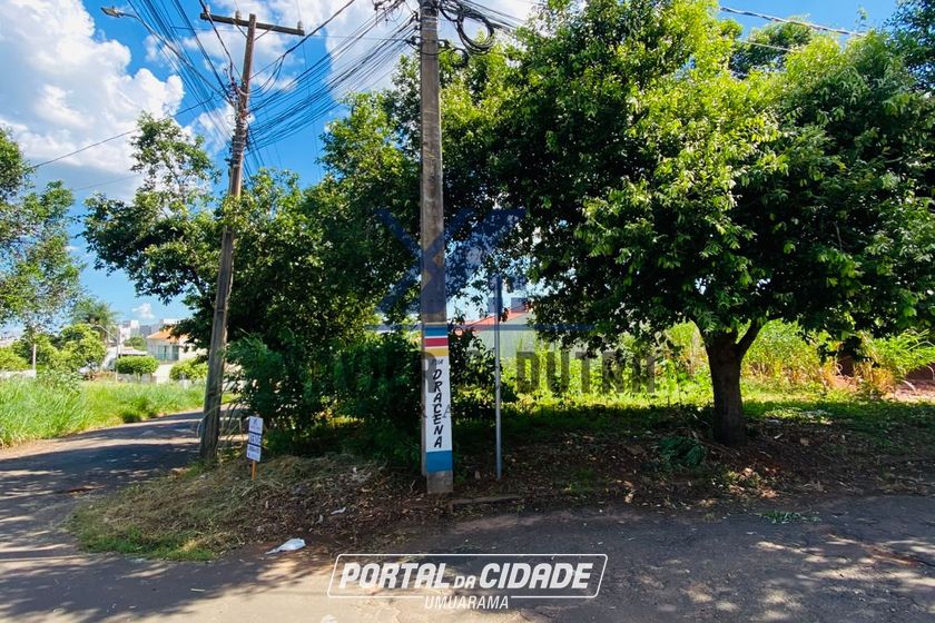 Terreno &agrave; venda - 180m&sup2; - Parque Alta do Paran&aacute; - Pr&oacute;xima ao Edif&iacute;cio Parano&aacute;