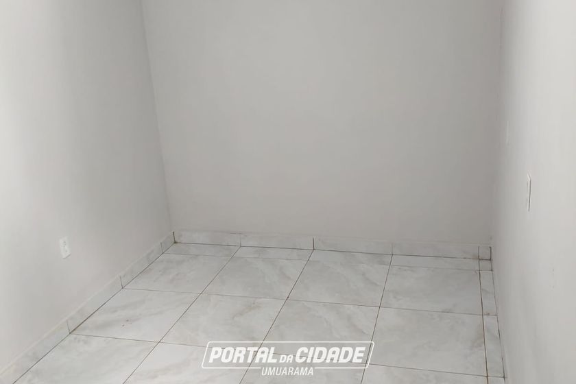 Casa para alugar - 60m&sup2; - CONJUNTO RESIDENCIAL C&Oacute;RREGO LONGE