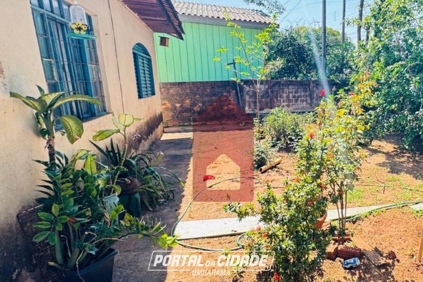 Casa &agrave; venda - 100m&sup2; - Zona V