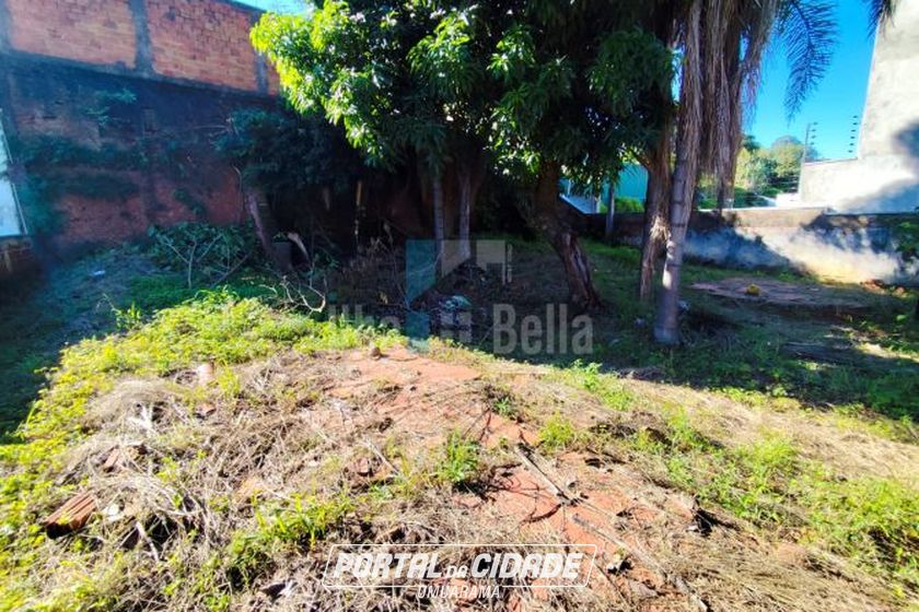 Casa &agrave; venda - Zona III