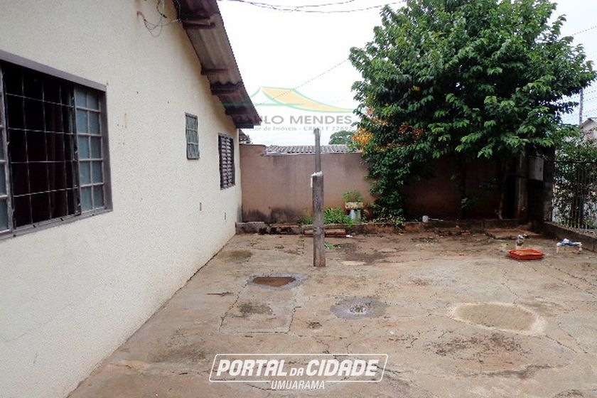 Casa &agrave; venda - 90m&sup2; - CONJUNTO RESIDENCIAL C&Oacute;RREGO LONGE