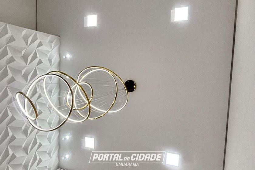 Casa &agrave; venda - 250m&sup2; - Residencial Royal Garden