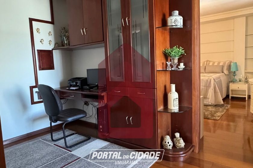 Casa &agrave; venda - 332m&sup2; - Zona I