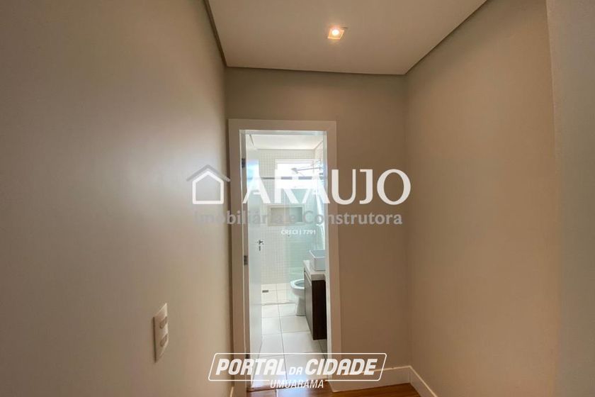 Apartamento &agrave; venda - 126m&sup2; - Edif&iacute;cio Villa Lobos - ZONA I