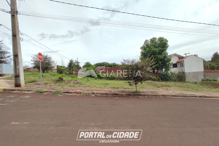 Terreno &agrave; venda - 360m&sup2; - JARDIM PANCERA
