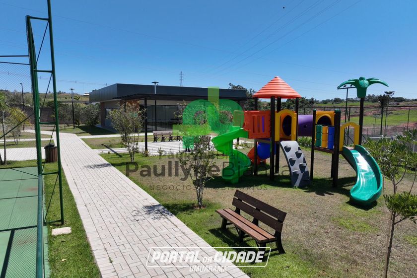 Terreno &agrave; venda - 400m&sup2; - Condominio Golden Lake