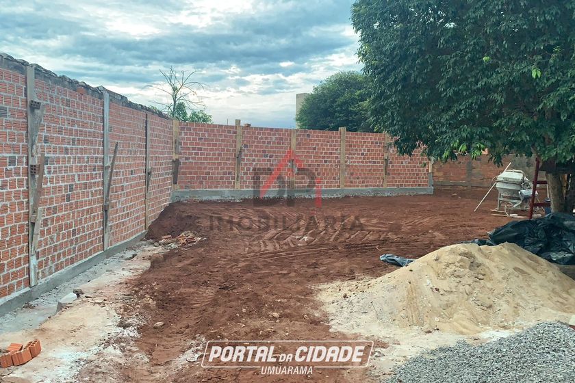 Terreno &agrave; venda - 530m&sup2; - Zona V