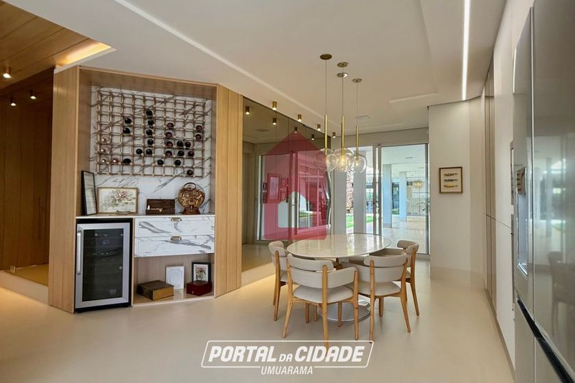 Casa &agrave; venda - 688m&sup2; - Condom&iacute;nio Residencial Soleil