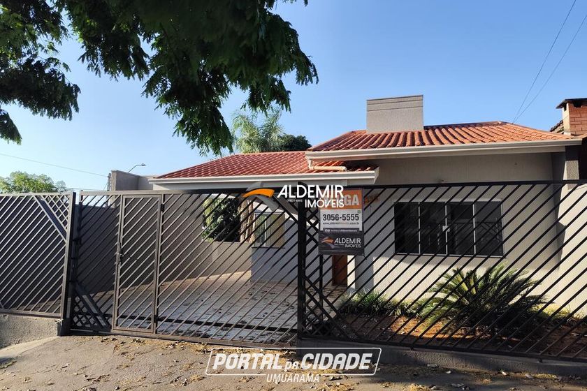 Casa para alugar - 100m&sup2; - Zona 6