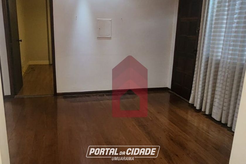 Casa para alugar - 332m&sup2; - Zona I