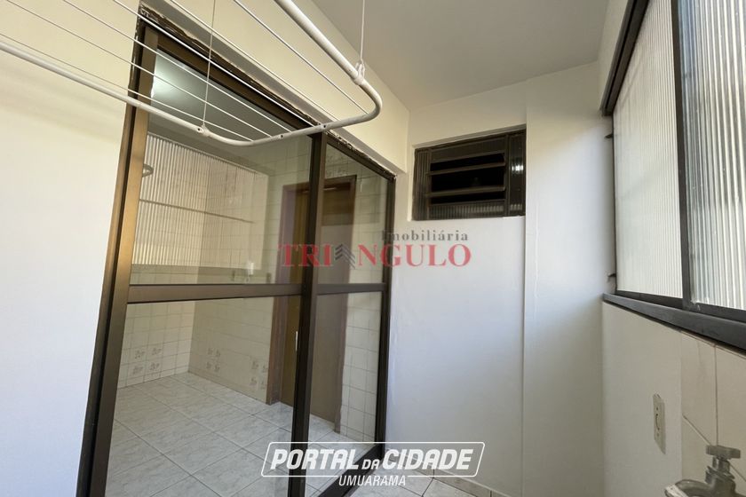 Apartamento para alugar - 61m&sup2; - ZONA I