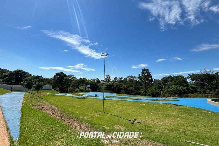 Terreno &agrave; venda - 360m&sup2; - Vila Becker