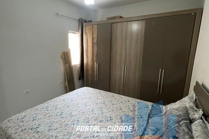 Casa &agrave; venda - 80m&sup2; - Jardim Gar&ccedil;as