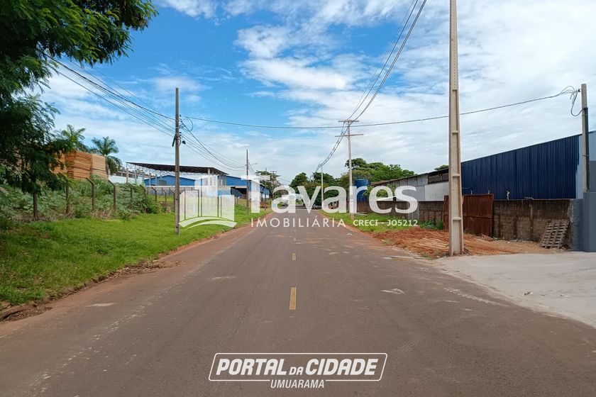 Sal&atilde;o Comercial para alugar - 1000m&sup2; - Parque Industrial II