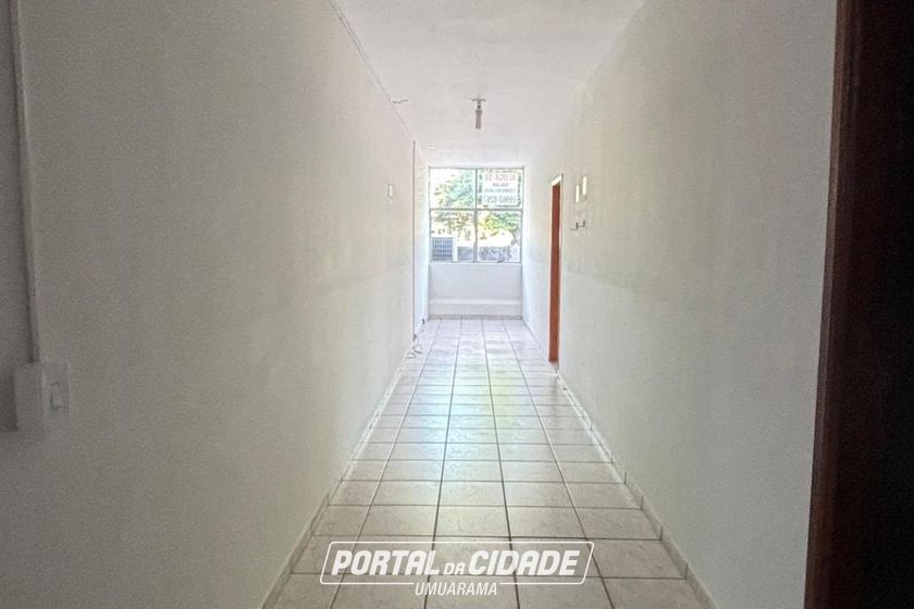 Sal&atilde;o Comercial para alugar - Zona III