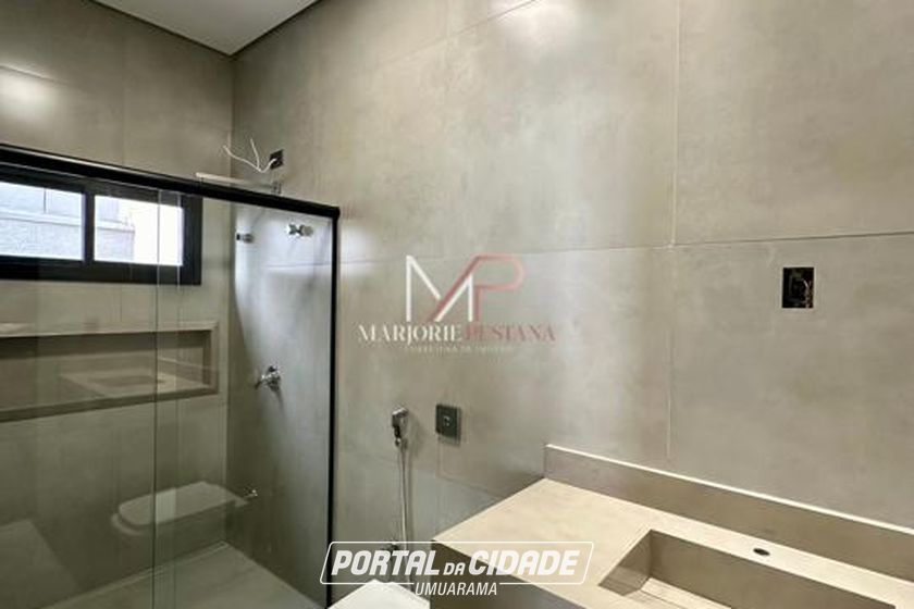 Casa &agrave; venda - 162m&sup2; - Avenida Paran&aacute;
