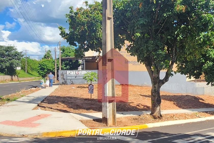 Terreno &agrave; venda - 412m&sup2; - Parque do Lago