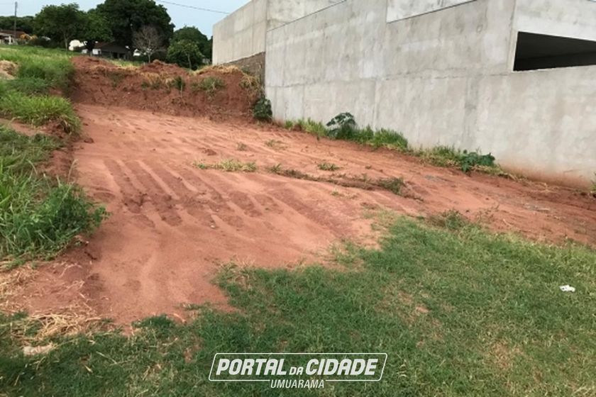 Terreno &agrave; venda - 180m&sup2; - Parque Melhoramentos