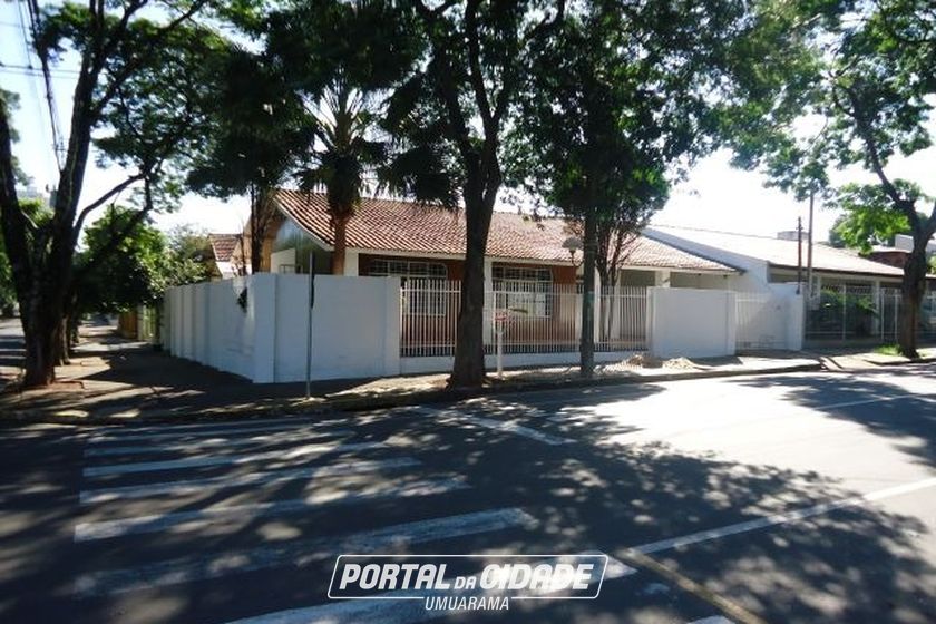 Casa para alugar - 167m&sup2; - ZONA II