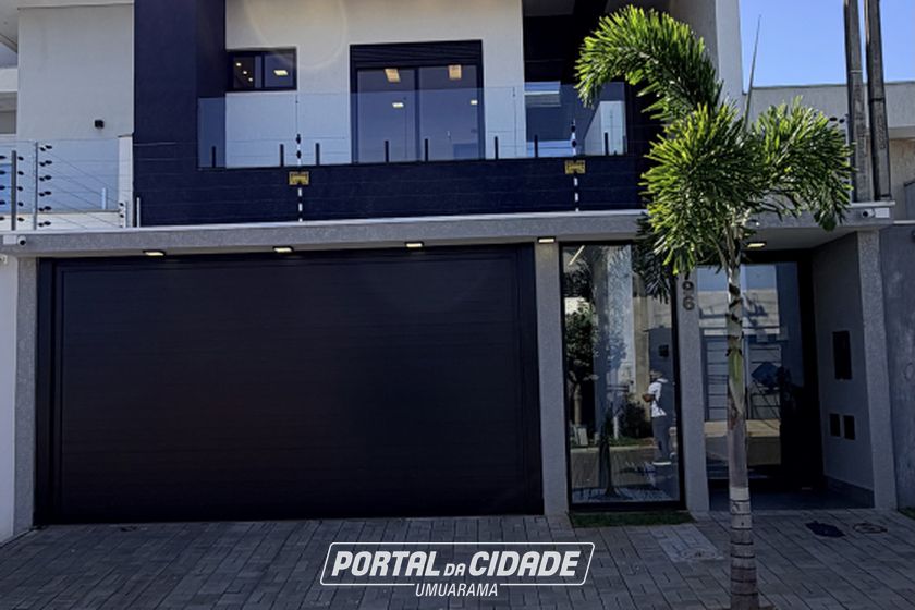 Sobrado &agrave; venda - 200m&sup2; - Jardim Colorado