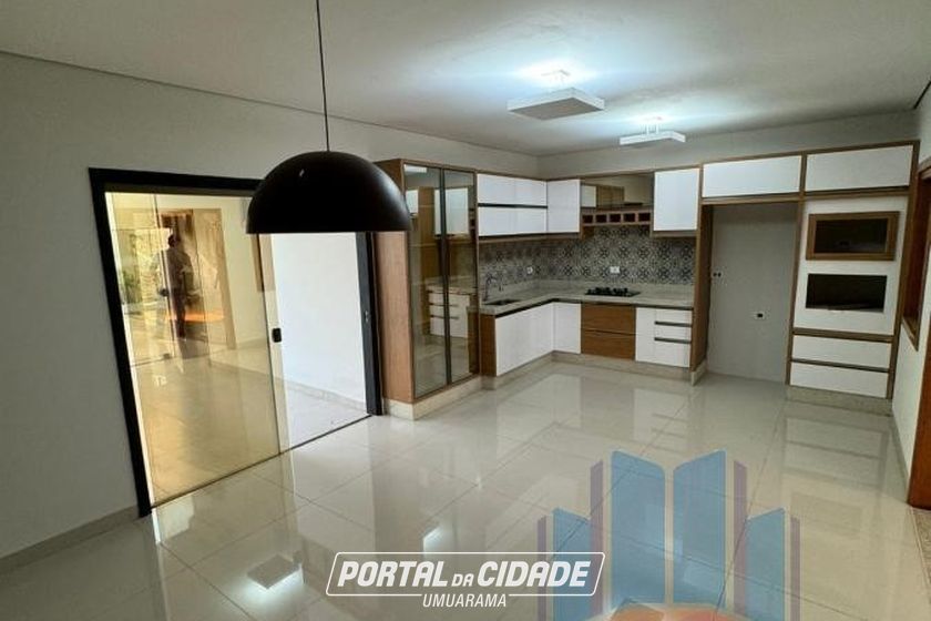 Casa &agrave; venda - 380m&sup2; - Jardim Imigrantes II