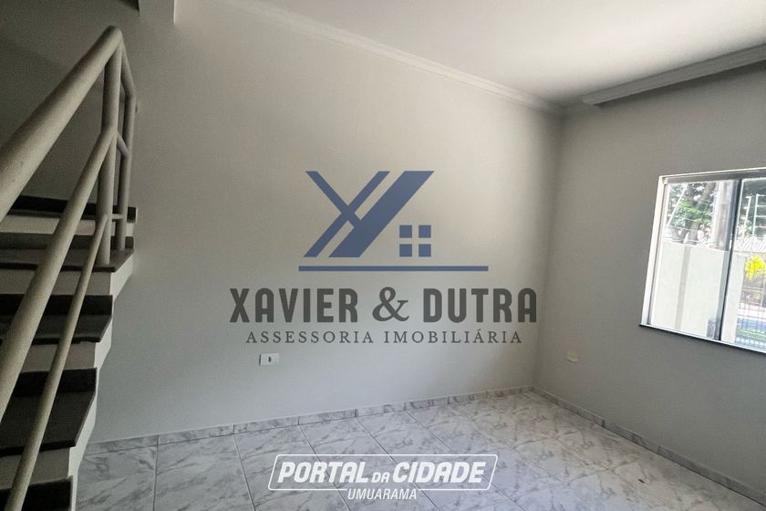 Sobrado &agrave; venda - 200m&sup2; - Zona II