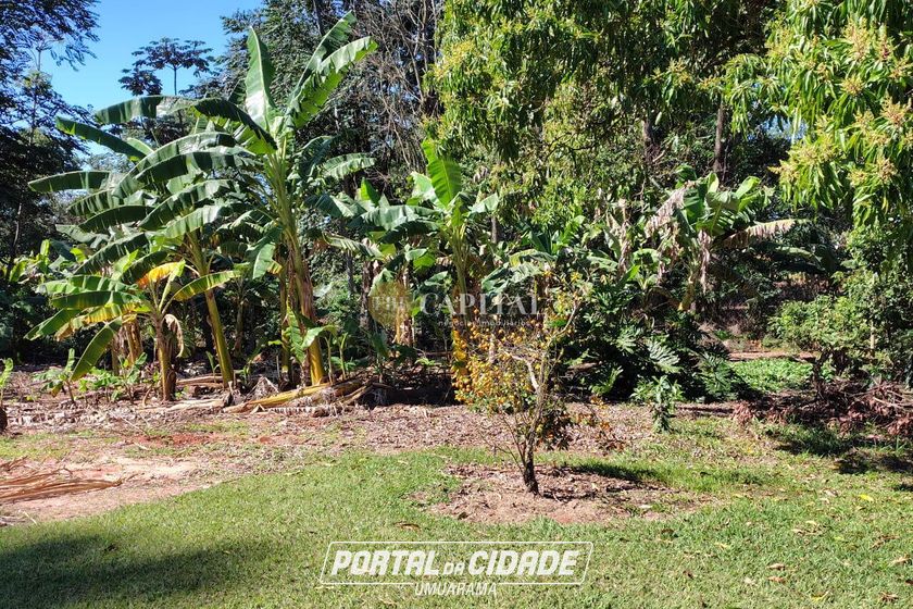 Ch&aacute;cara &agrave; venda - 369m&sup2; - Jardim T&oacute;quio