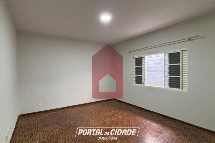 Casa &agrave; venda - 200m&sup2; - Jardim Aratimb&oacute;