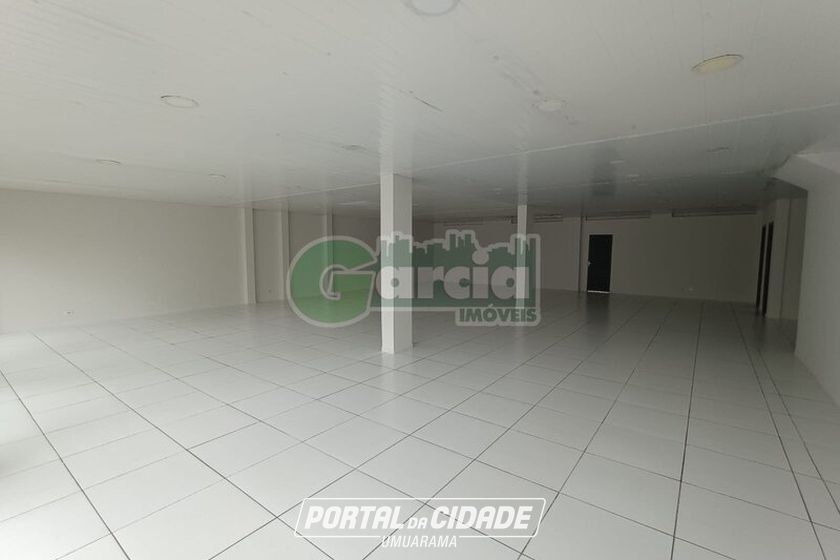 Sal&atilde;o Comercial para alugar - Zona VII