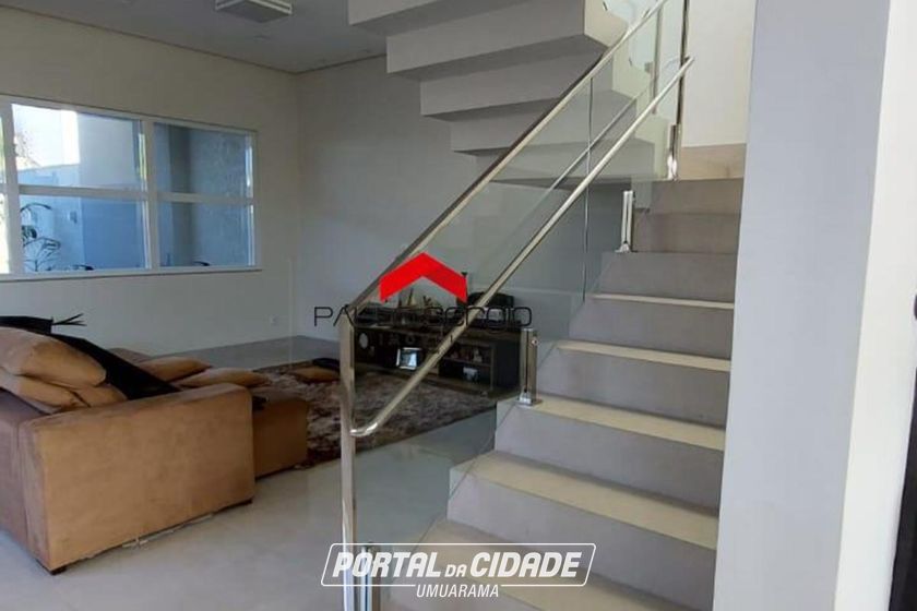 Sobrado &agrave; venda - 271m&sup2; - Zona VII