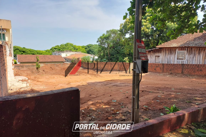 Terreno &agrave; venda - 525m&sup2; - Zona VI