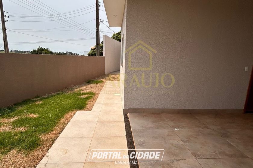 Casa &agrave; venda - 132m&sup2; - Jardim Azal&eacute;ia