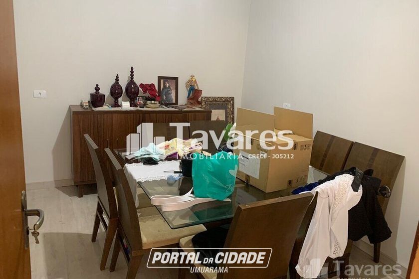 Sal&atilde;o Comercial &agrave; venda - 890m&sup2; - Zona VII