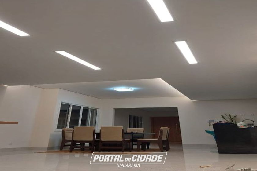 Sobrado &agrave; venda - Zona VII