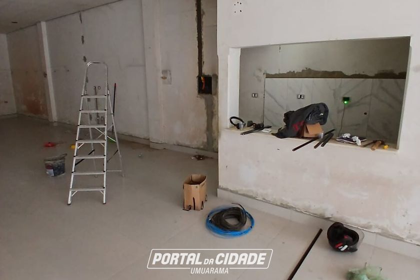 Sal&atilde;o Comercial para alugar - 250m&sup2; - Zona I