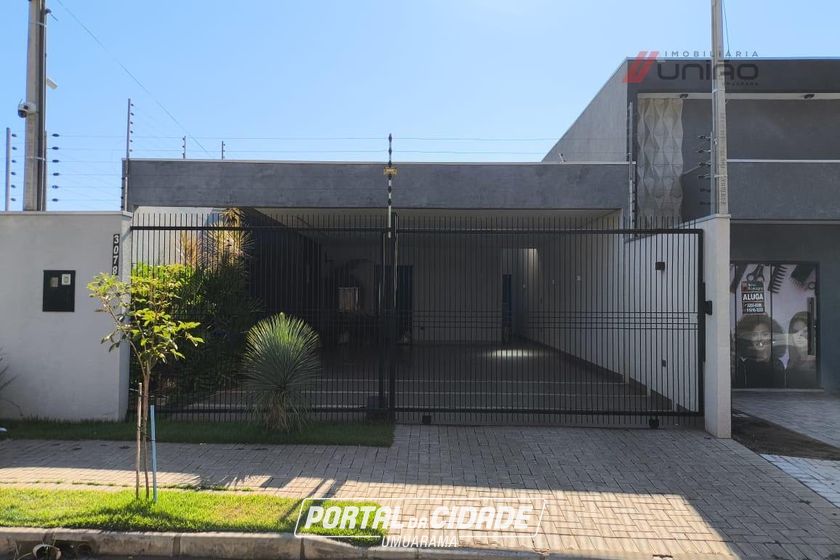 Casa &agrave; venda - 138m&sup2; - Jardim Azal&eacute;ia