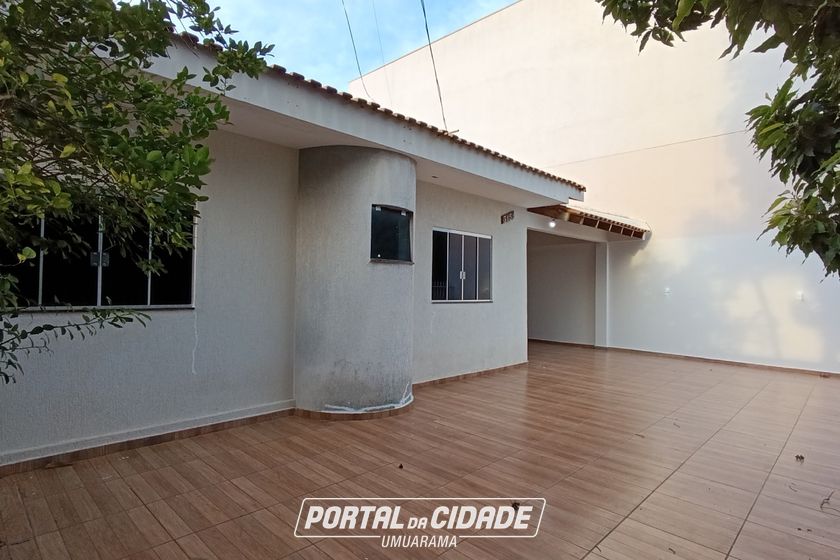 Casa para alugar - 188m&sup2; - ZONA VI
