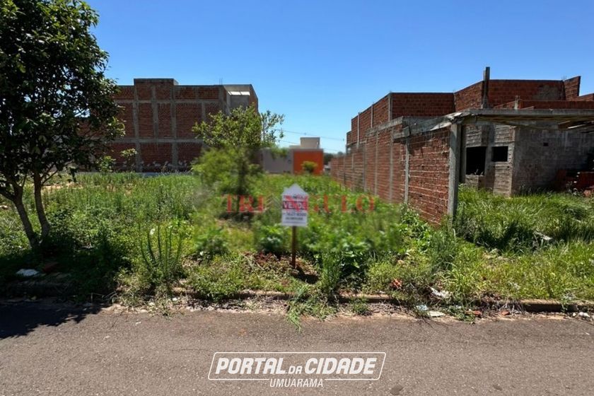 Terreno &agrave; venda - 136m&sup2; - PARQUE ILHA DA MADEIRA