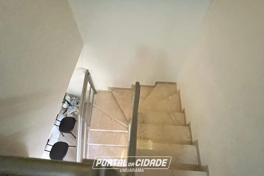 Sobrado &agrave; venda - 262m&sup2; - Zona Armaz&eacute;m