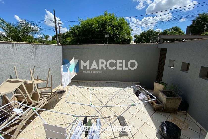 Sobrado &agrave; venda - 410m&sup2; - Jardim Vila Romana