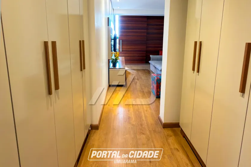 Sobrado &agrave; venda - 229m&sup2; - Jardim Veleiros