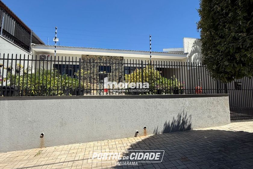 Casa &agrave; venda - 213m&sup2; - Jardim Primavera