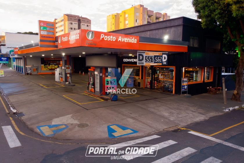 Sal&atilde;o Comercial &agrave; venda - 1470m&sup2; - Zona I