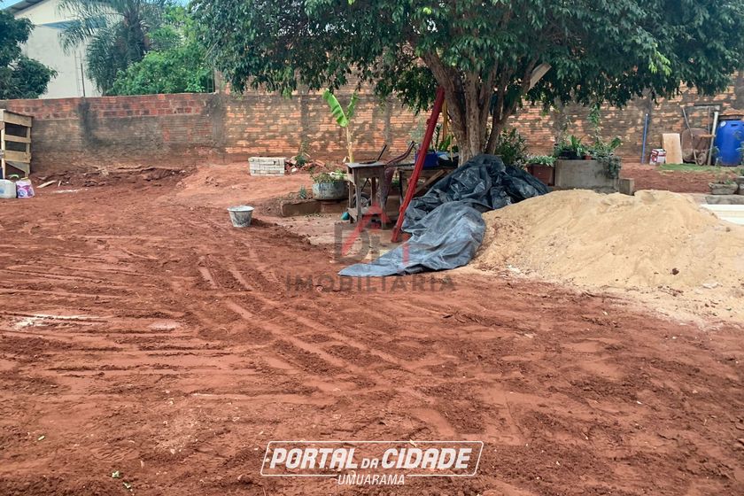 Terreno &agrave; venda - 530m&sup2; - Zona V