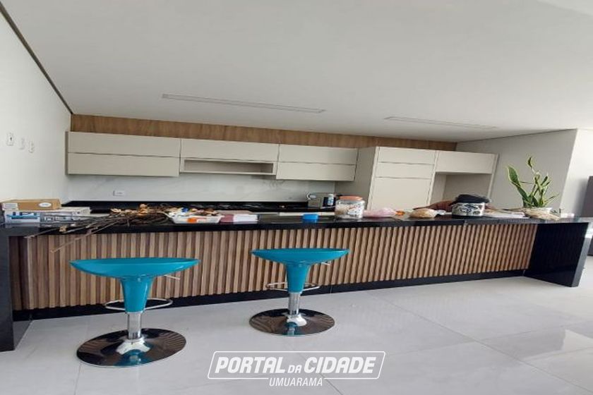 Sobrado &agrave; venda - Zona VII