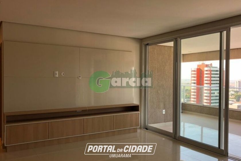 Apartamento &agrave; venda - 180m&sup2; - Zona III