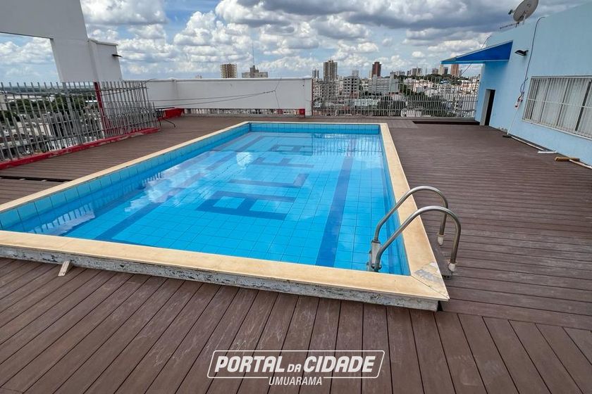 Apartamento &agrave; venda - 182m&sup2; - Centro