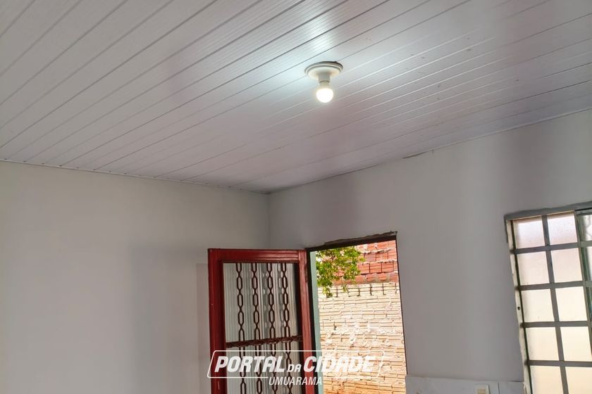 Casa para alugar - 60m&sup2; - CONJUNTO RESIDENCIAL C&Oacute;RREGO LONGE